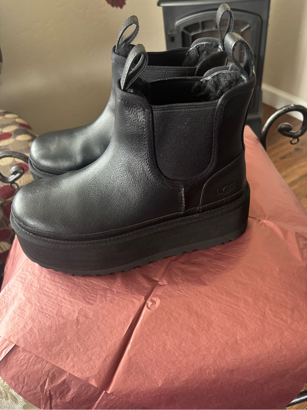 UGG Black Leather Platform Chelsea Ankle Boots - Picture 4 of 6